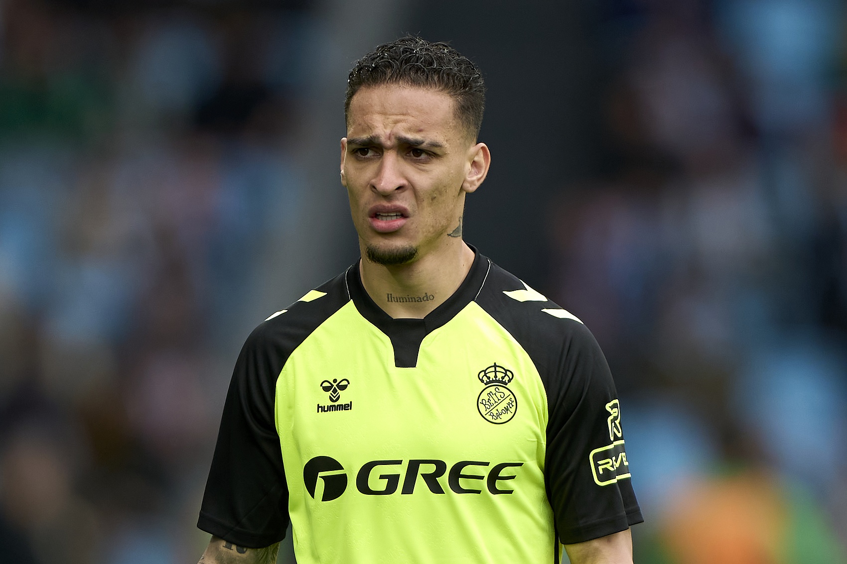 西媒：安东尼一心重返贝蒂斯，后者想2000万欧买球员50%所有权