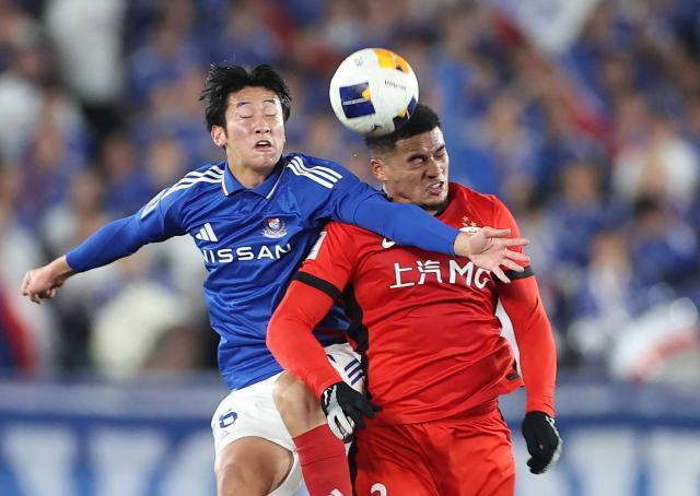 开云体育登录入口-海港考察武磊首发可行性 大战在即蒋光太复出跟训